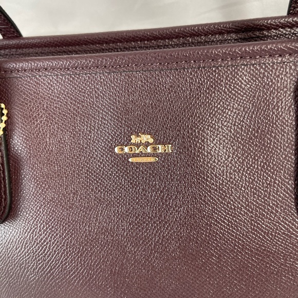 Coach {Chocolate}  leather Handbag. With leather story patch - Picture 2 of 11